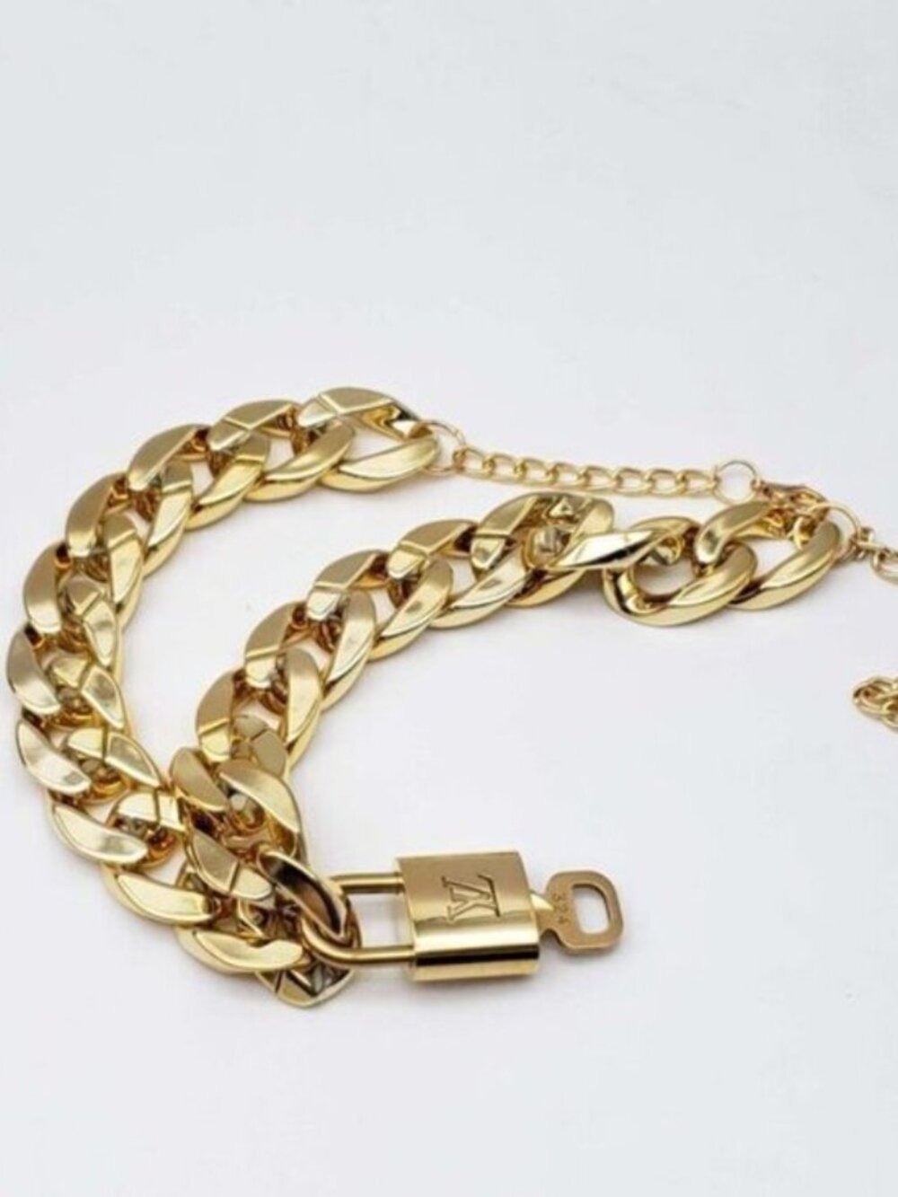 Authentic Louis Vuitton Lock & Key w/unbranded Gold Plated Chain Necklace - Picture 10 of 11